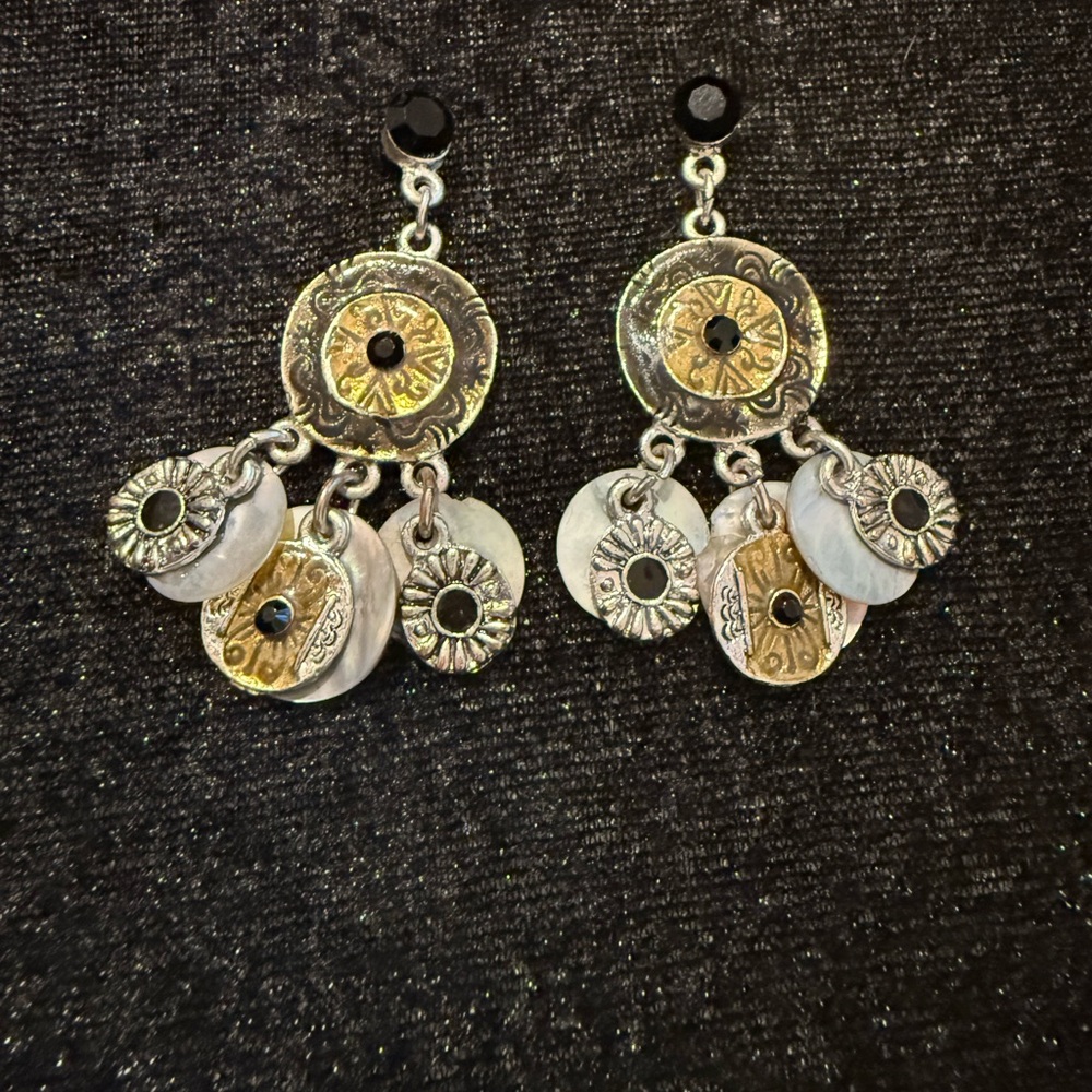 Black stone and Silver tone Dangle Earrings